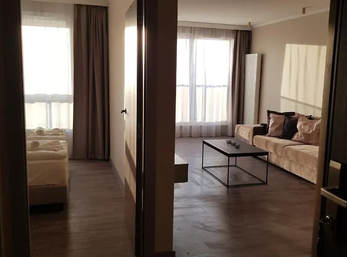 W Bel Mare ミエンジズドロイェ